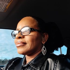 Meet your Posher, Tracie